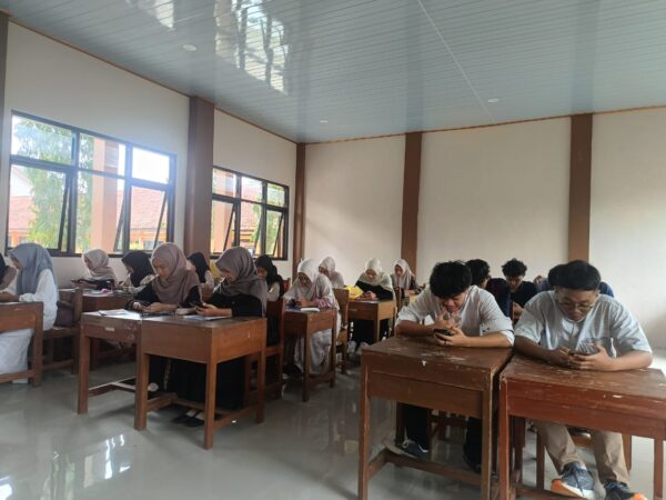 SMAN 1 Talun Gelar Pesantren Ramadhan Bagi Para Siswa